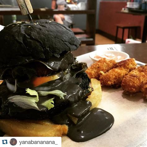 Hello, Naga: A Burger Tour .